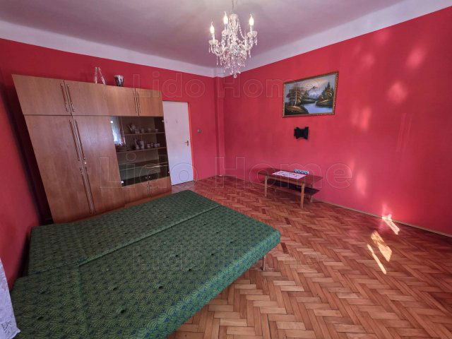 Eladó családi ház, Balatonbogláron 89.9 M Ft, 3 szobás