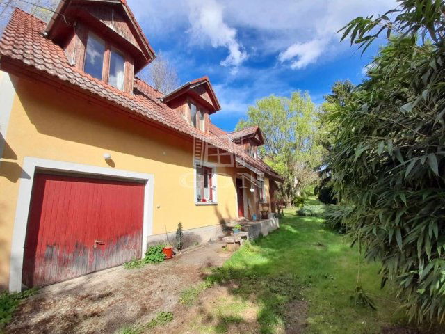 Eladó családi ház, Csipkereken 49.9 M Ft, 5 szobás