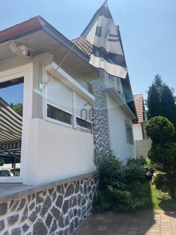 Eladó családi ház, Siófokon 139 M Ft, 3 szobás