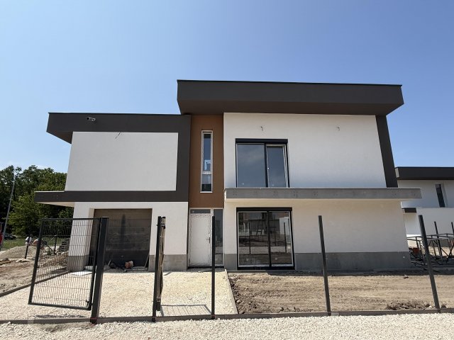 Eladó családi ház, Budapesten, XX. kerületben 139.9 M Ft