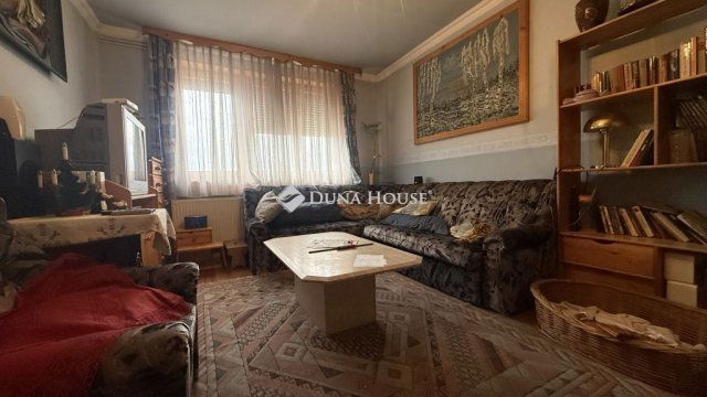 Eladó téglalakás, Oszkón 25 M Ft, 2 szobás