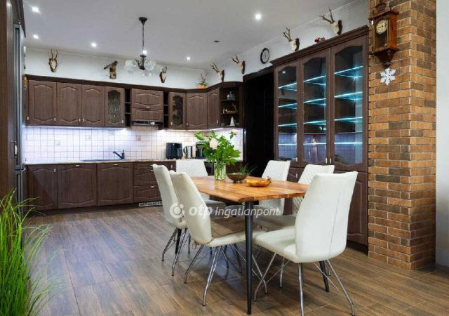 Eladó családi ház, Ceglédbercelen 104.9 M Ft, 3 szobás