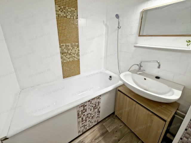 Kiadó panellakás, albérlet, Kecskeméten 125 E Ft / hó, 1 szobás