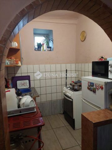 Eladó családi ház, Sárszentlőrincen 19.999 M Ft, 3 szobás
