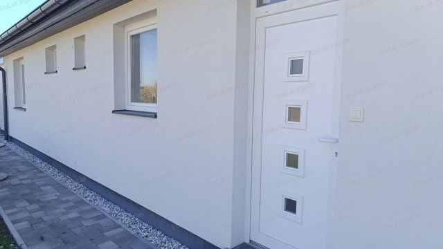 Eladó ikerház, Vámosszabadin 89 M Ft, 4 szobás