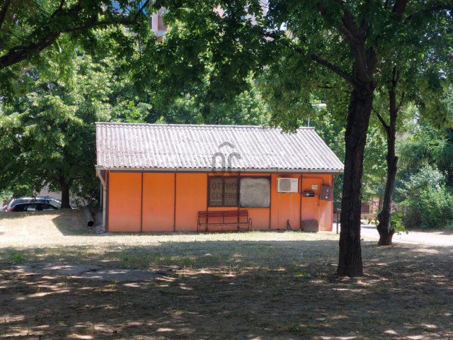 Kiadó ipari ingatlan, Szekszárdon 289 E Ft / hó
