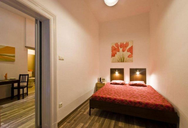 Eladó téglalakás, Budapesten, VI. kerületben 158 M Ft, 4 szobás