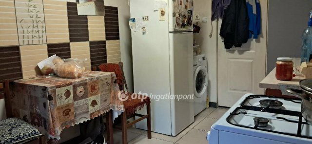 Eladó családi ház, Ecséden 25 M Ft, 2 szobás