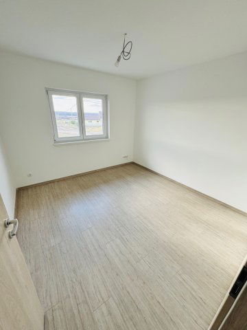 Eladó családi ház, Vácrátóton 79.9 M Ft, 4 szobás
