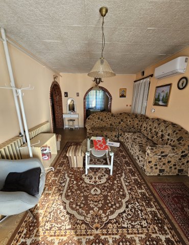 Eladó családi ház, Döbröközön 22.9 M Ft, 5 szobás
