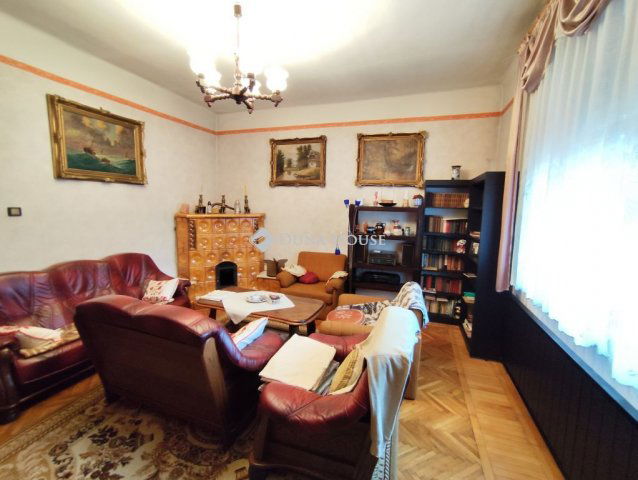 Eladó családi ház, Budapesten, XXI. kerületben, Komáromi utcában