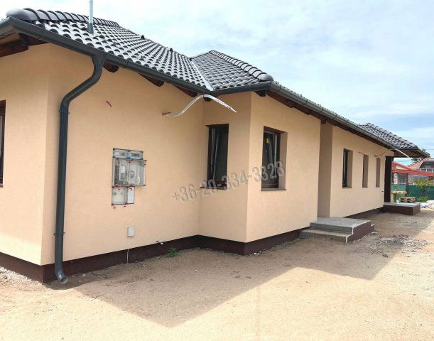 Eladó családi ház, Erdőkertesen 104.9 M Ft, 5 szobás