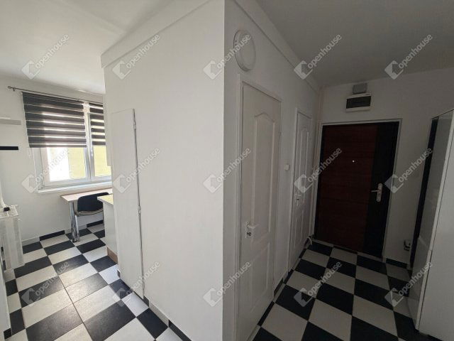 Eladó téglalakás, Szombathelyen 47.5 M Ft, 2 szobás