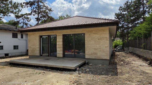 Eladó családi ház, Érden 219.9 M Ft, 5 szobás