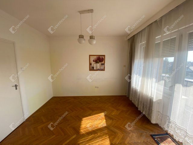 Eladó téglalakás, Mosonmagyaróváron 49.9 M Ft, 3 szobás