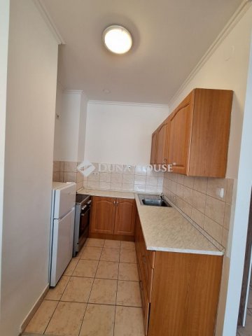 Kiadó téglalakás, albérlet, Bicskén 160 E Ft / hó, 1 szobás