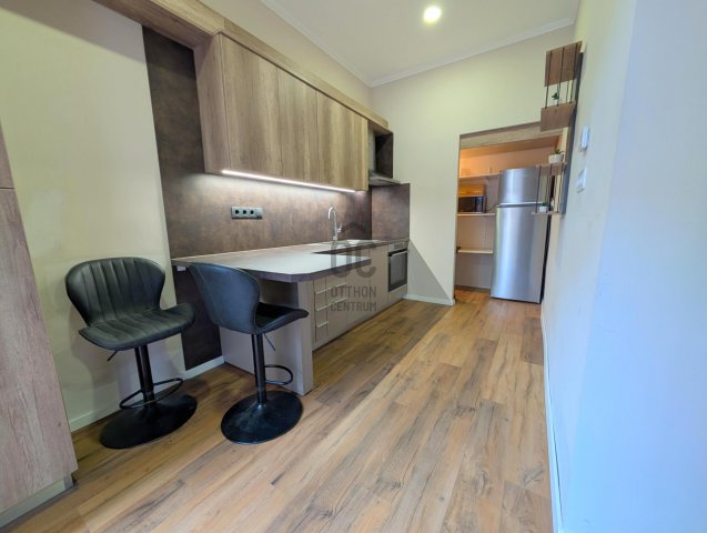 Eladó téglalakás, Budapesten, VII. kerületben 79.9 M Ft