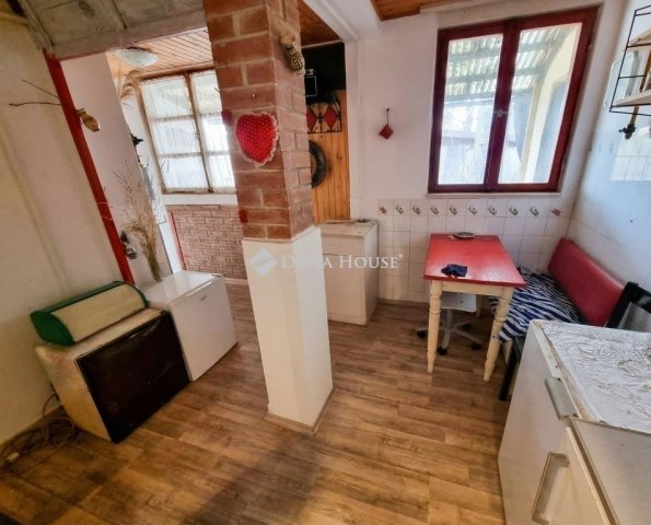 Eladó nyaraló, Ráckevén 35.9 M Ft, 3 szobás