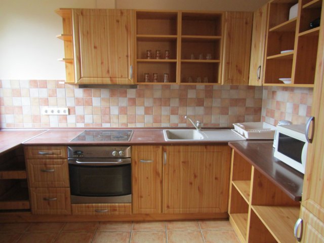 Kiadó téglalakás, albérlet, Debrecenben, Poroszlay úton