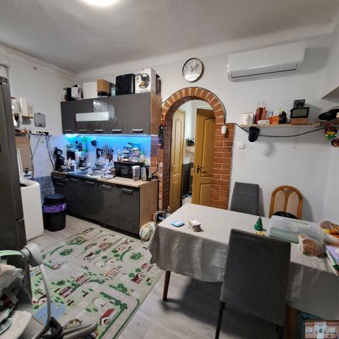 Eladó családi ház, Monoron 48.9 M Ft, 1+2 szobás