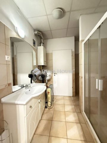 Eladó téglalakás, Budapesten, VI. kerületben 135 M Ft, 4 szobás