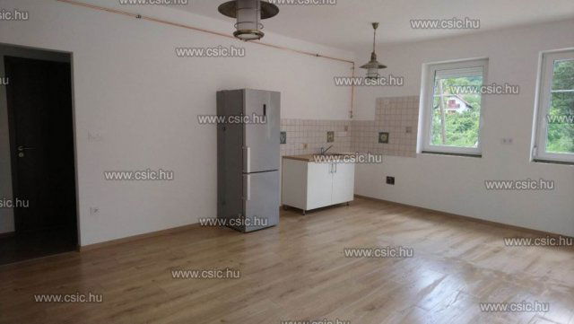Eladó téglalakás, Budapesten, III. kerületben 98 M Ft, 3 szobás