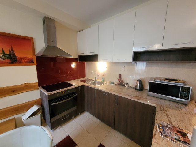 Eladó hotel, Pécsett 650 M Ft, 23 szobás / költözzbe.hu