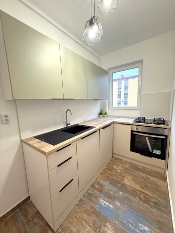 Eladó panellakás, Pécsett 53.5 M Ft, 2 szobás