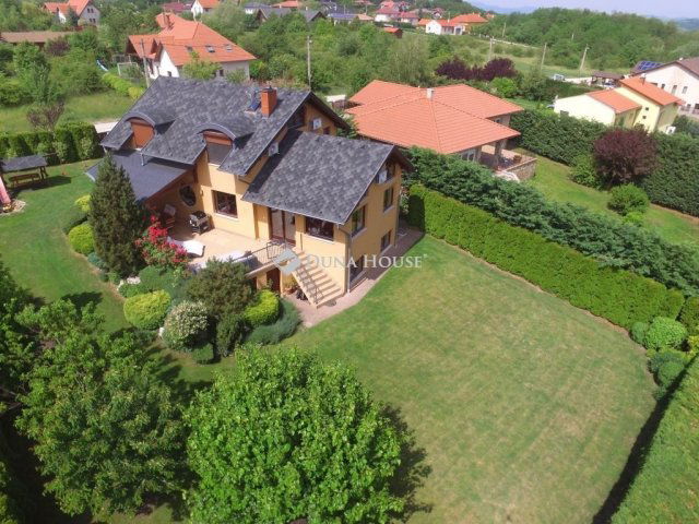 Eladó családi ház, Piliscsabán 199.9 M Ft, 5 szobás