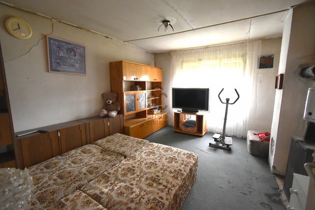 Eladó családi ház, Kisbucsán 35 M Ft, 3 szobás