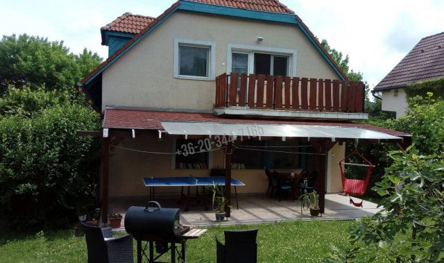 Eladó ikerház, Nagymaroson, Szarvas közben 120 M Ft, 7 szobás