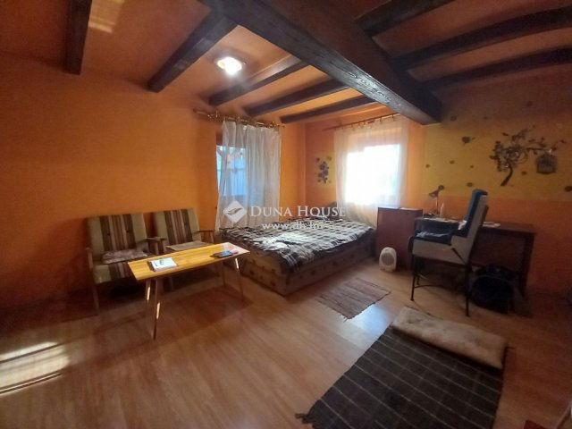 Eladó családi ház, Tiszakécskén 17.9 M Ft, 2 szobás