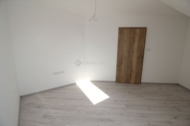 Eladó családi ház, Kecskeméten 99 M Ft, 4 szobás