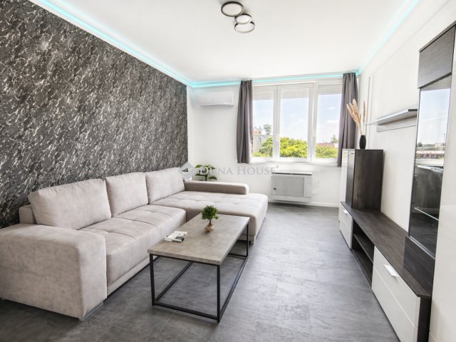 Kiadó téglalakás, albérlet, Debrecenben 240 E Ft / hó, 3 szobás