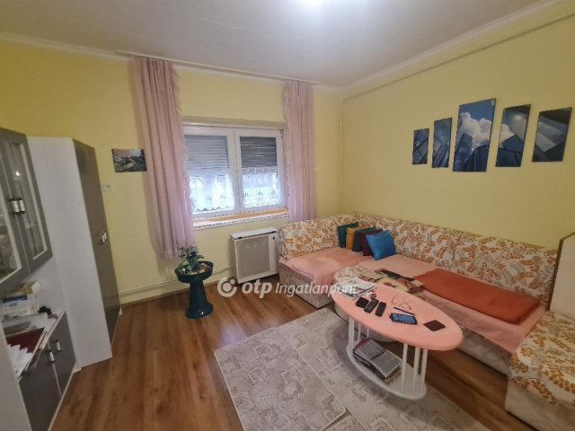 Eladó családi ház, Bogácson 36.8 M Ft, 2 szobás