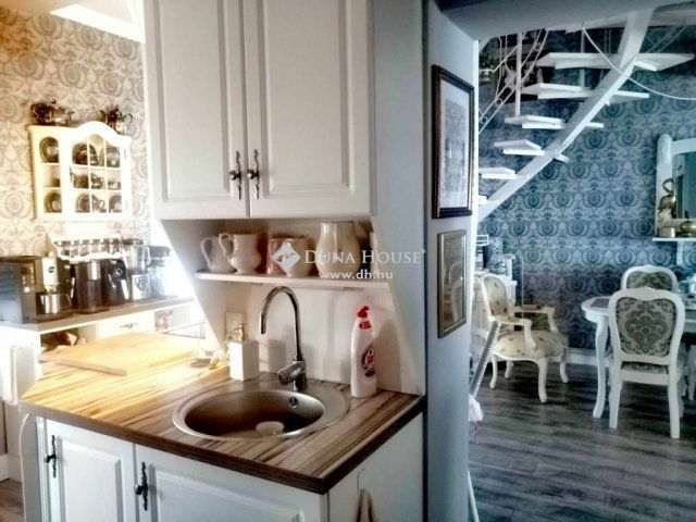 Eladó ikerház, Vasváron 70 M Ft, 4+1 szobás