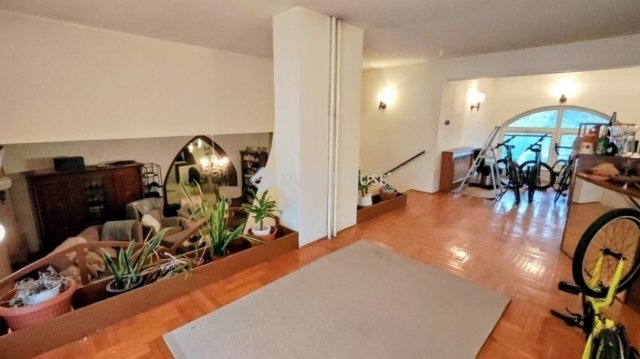 Eladó családi ház, Kecskeméten 129 M Ft, 5 szobás