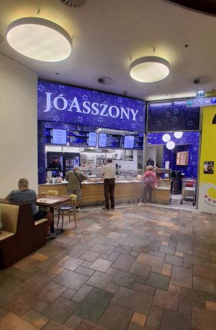 Eladó üzlethelyiség, II. kerületben, Lövőház utcában