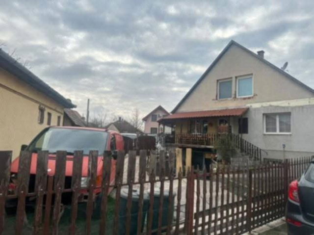 Eladó családi ház, Tökölön 90 M Ft, 4 szobás