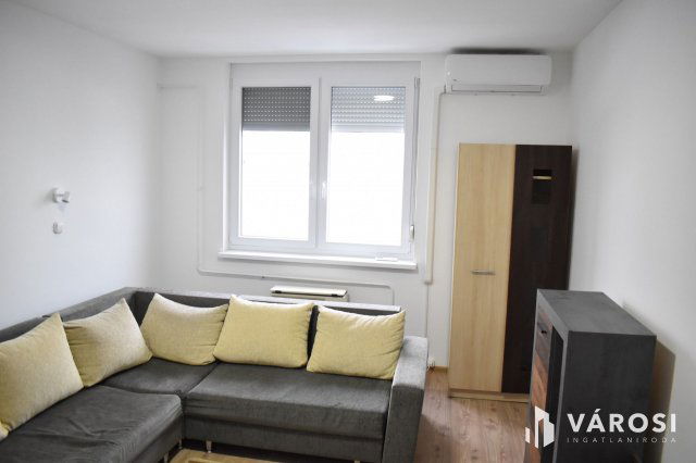 Kiadó téglalakás, albérlet, Gyulán 130 E Ft / hó, 2 szobás