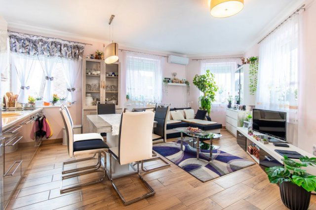 Eladó téglalakás, Érden 76.9 M Ft, 3 szobás