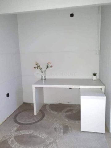 Eladó téglalakás, Pécsett 52.5 M Ft, 2 szobás