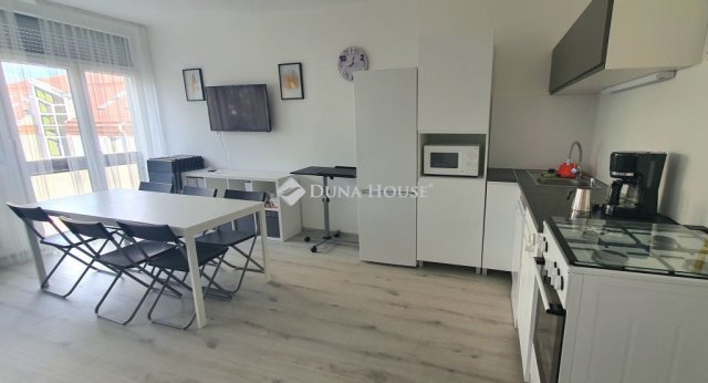 Kiadó téglalakás, albérlet, Szombathelyen 170 E Ft / hó