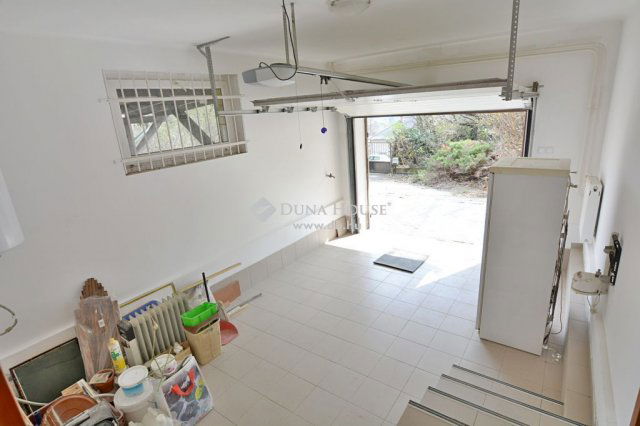 Eladó családi ház, Érden 119.99 M Ft, 6 szobás