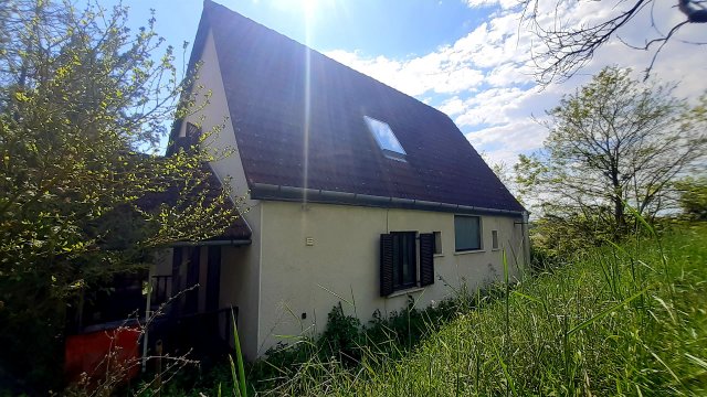 Eladó családi ház, Káván 67.9 M Ft, 6 szobás