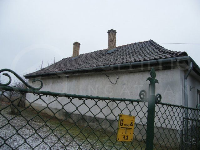 Eladó családi ház, Bodroghalomban 7.935 M Ft, 2 szobás