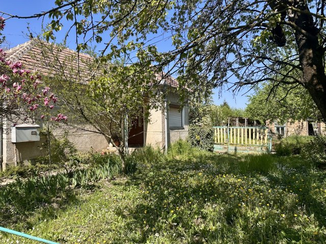 Eladó családi ház, Türjén 25 M Ft, 2 szobás