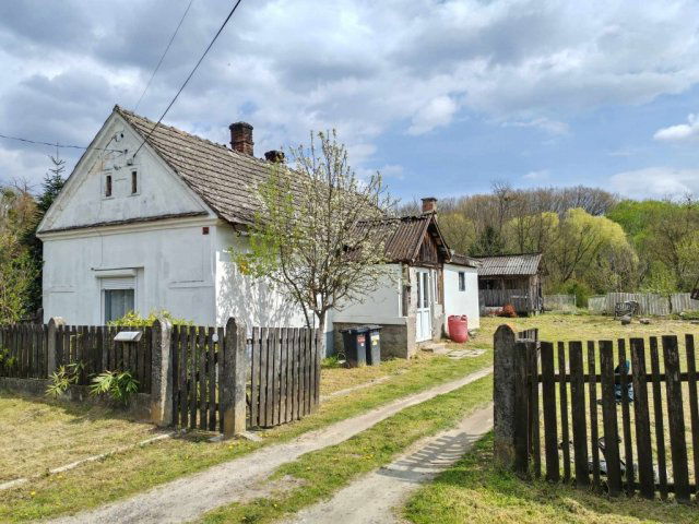 Eladó családi ház, Berzencén 8.5 M Ft, 2 szobás
