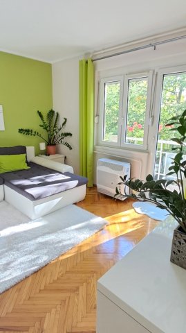 Eladó téglalakás, Budapesten, XI. kerületben 80.9 M Ft, 1 szobás