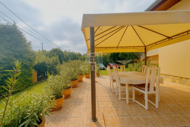 Eladó családi ház, Tahitótfalun 129 M Ft, 5 szobás